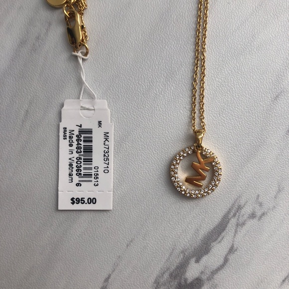 NWT Michael Kors Logo Pave Circle Crystal Necklace - Picture 3 of 5